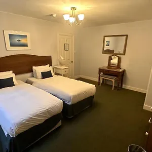 4* Frühstückspension House