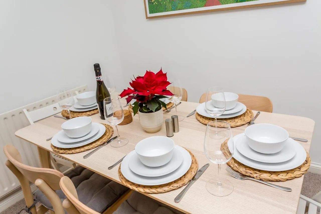 Modern Mews House With Free Parking Space, And Patio By Huluki Sussex Stays Brighton Semesterbostad
